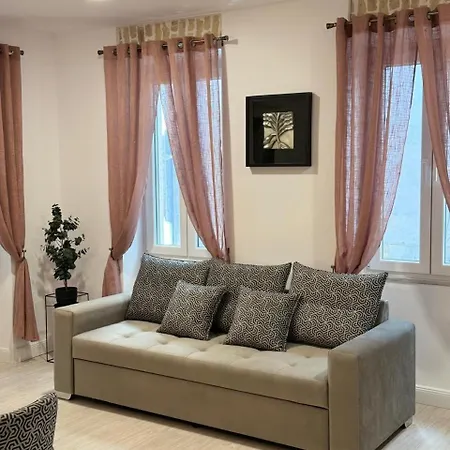 April 18 Apartment *